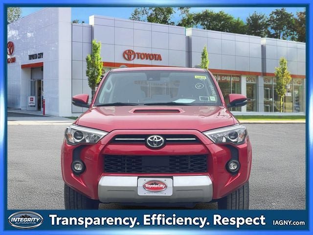 Used 2023 Toyota 4Runner TRD Off-Road Premium w/ Moonroof Package AWD/4WD image 2