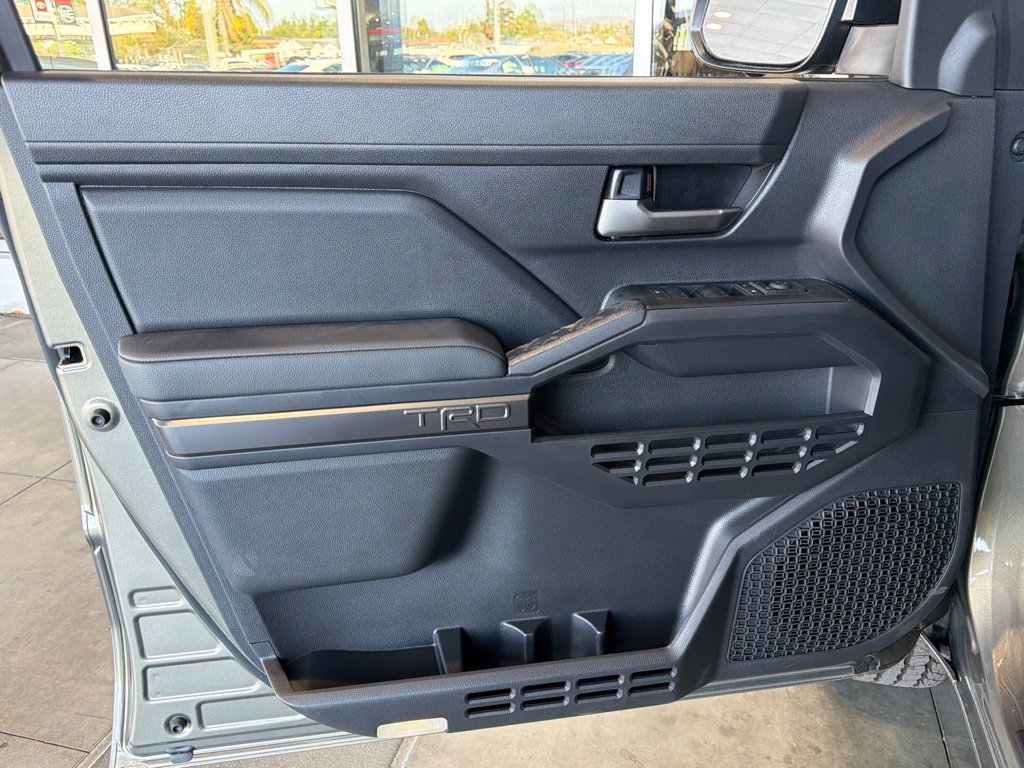 New 2026 Toyota Tacoma TRD Off-Road w/ TRD Off Road Premium Package AWD/4WD image 15
