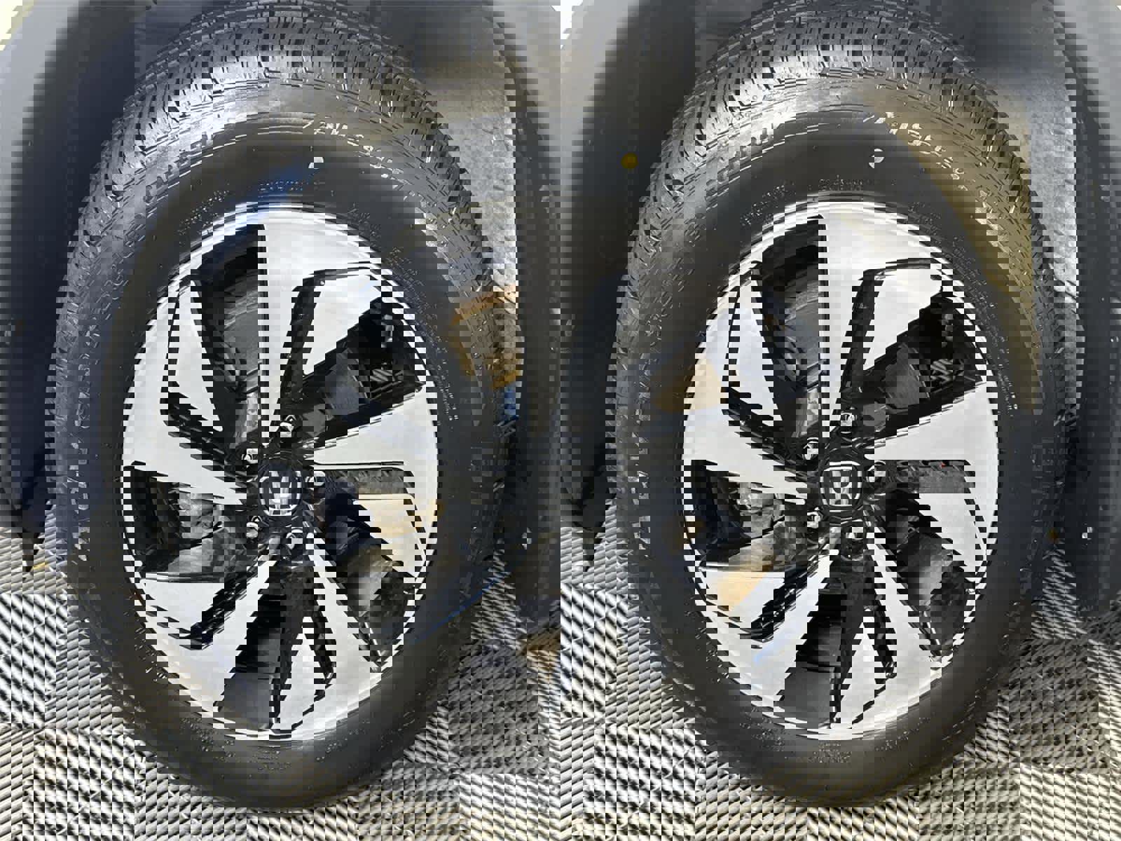 Used 2015 Honda CR-V Touring image 10