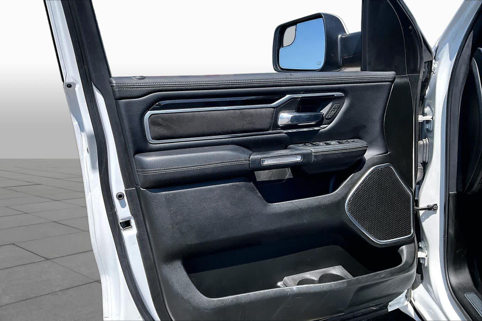 Used 2022 RAM 1500 Laramie w/ Sport Appearance Package AWD/4WD image 21