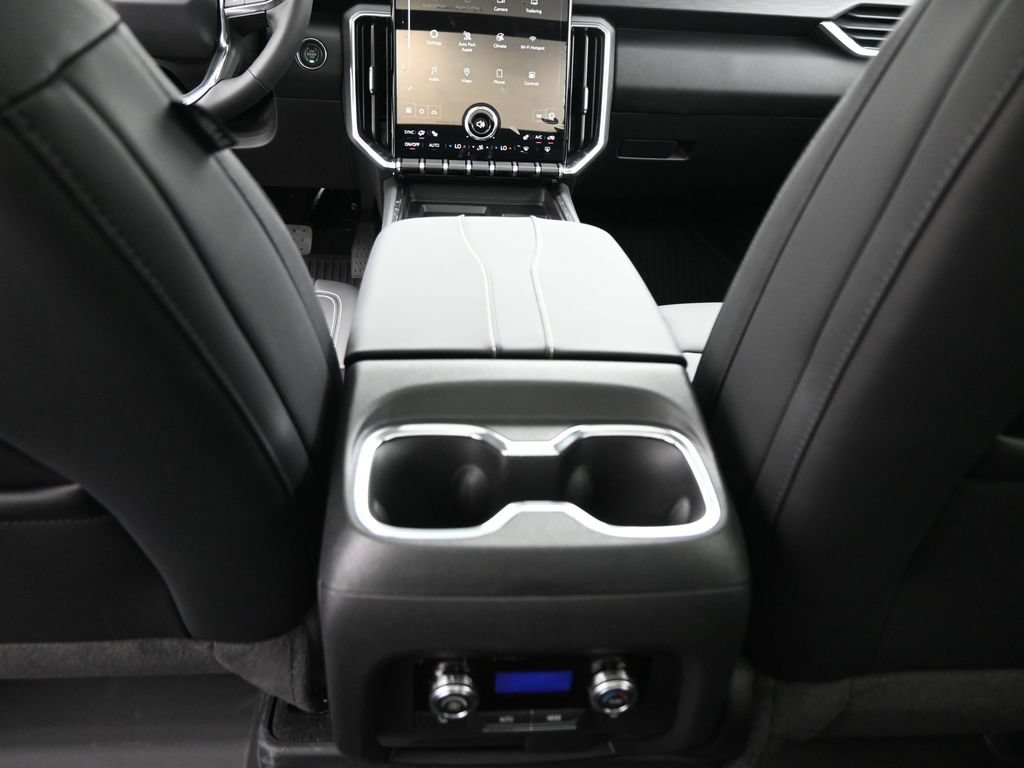 New 2026 GMC Acadia Elevation w/ Super Cruise Package FWD image 21
