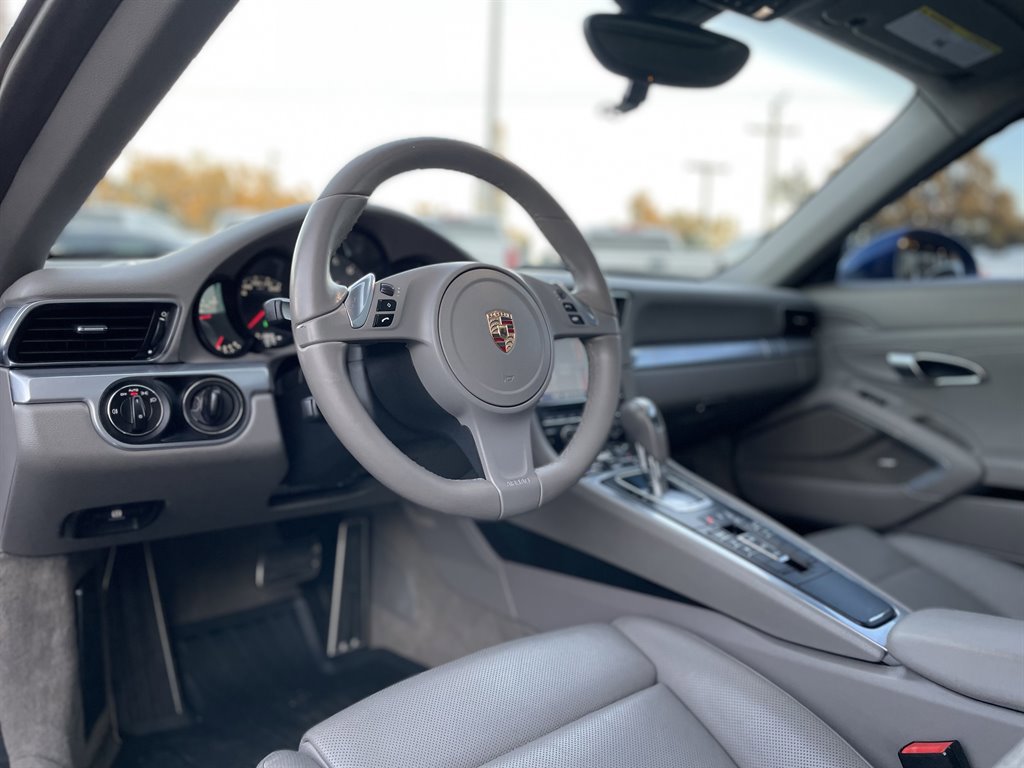 Used 2013 Porsche 911 Carrera S image 11