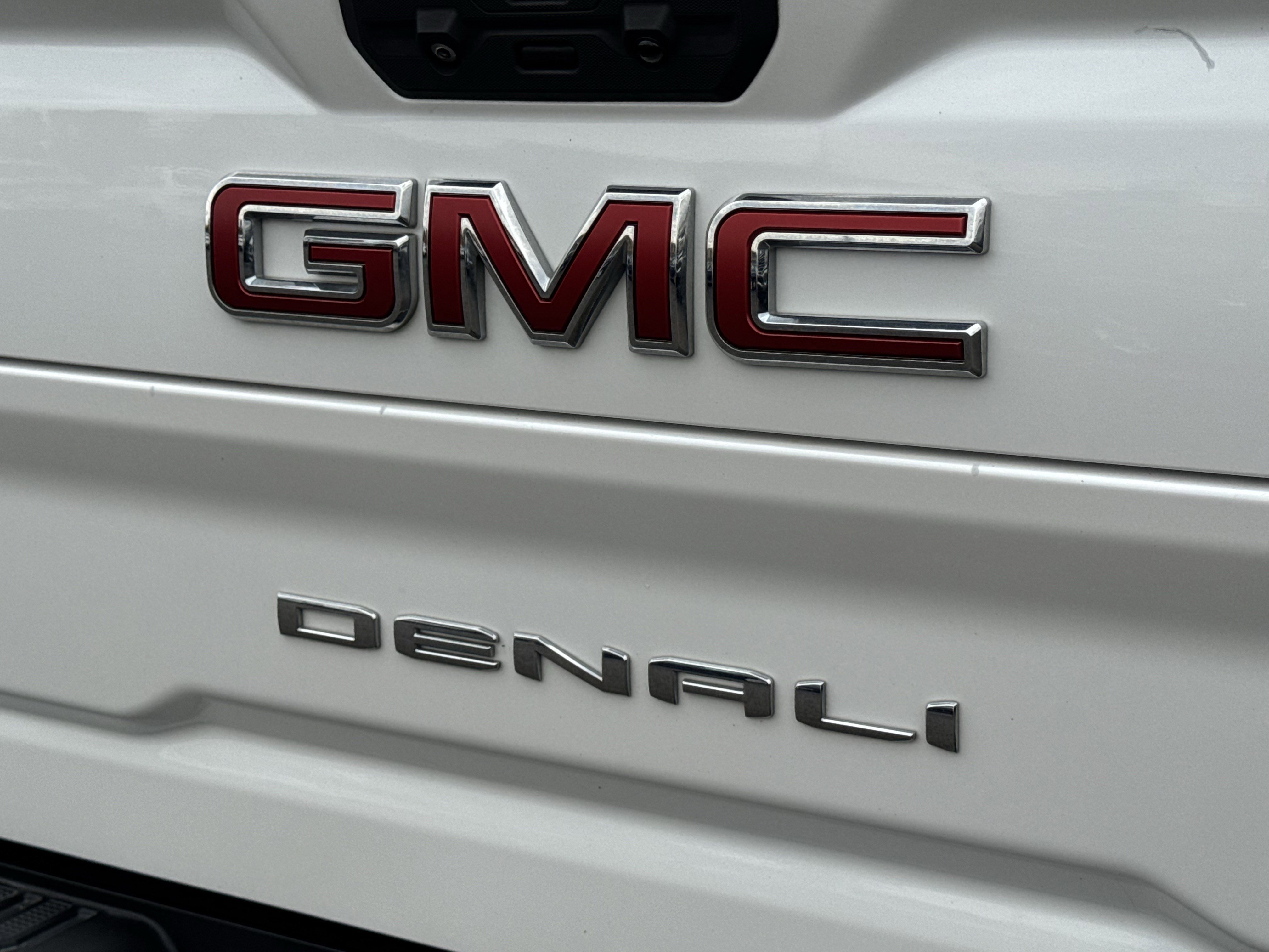 Used 2021 GMC Sierra 3500 Denali w/ Denali Ultimate Package image 40