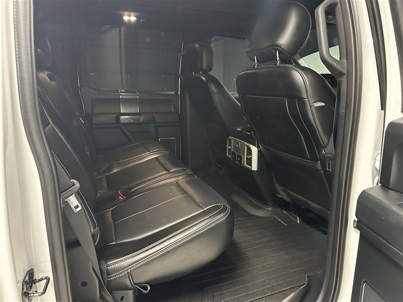 Used 2019 Ford F150 Lariat w/ Equipment Group 502A Luxury AWD/4WD image 12