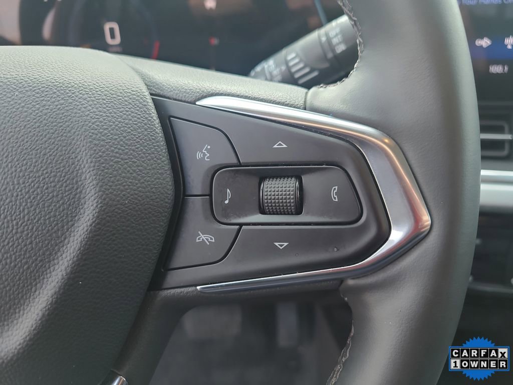 Used 2025 Chevrolet Trax LT w/ LT Convenience Package image 25