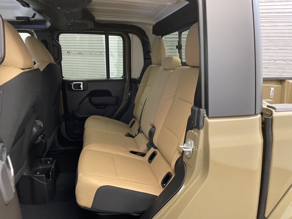 New 2026 Jeep Gladiator Willys AWD/4WD image 16