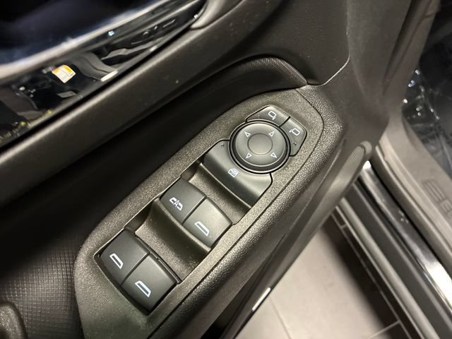 Used 2024 Chevrolet Equinox RS w/ RS Leather Package FWD image 11