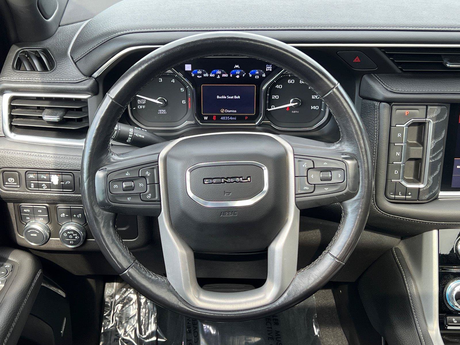 Used 2021 GMC Yukon Denali w/ Denali Premium Package AWD/4WD image 24