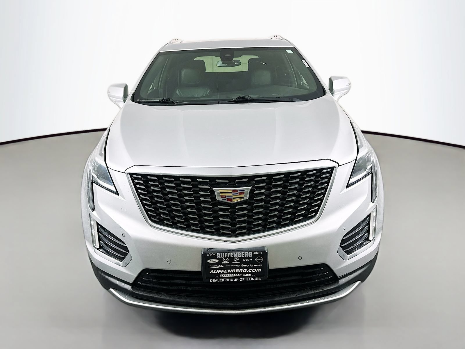 Used 2020 Cadillac XT5 Premium Luxury FWD image 2