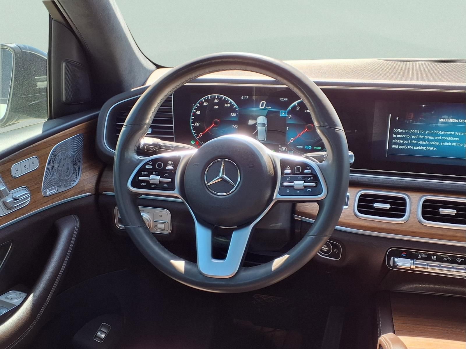 Used 2020 Mercedes-Benz GLE 450 4MATIC image 15