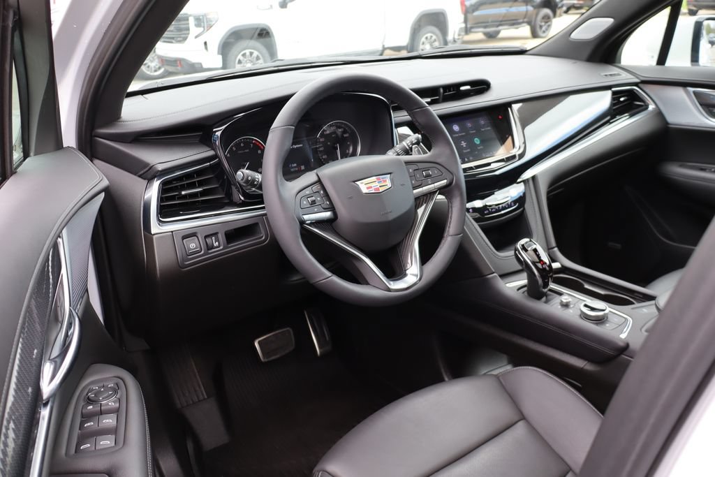 Certified 2024 Cadillac XT6 Sport w/ LPO, Floor Liner Package AWD/4WD image 14