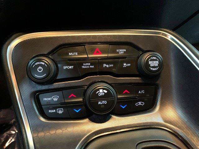 Used 2018 Dodge Challenger R/T Scat Pack w/ Leather Interior Group RWD image 33