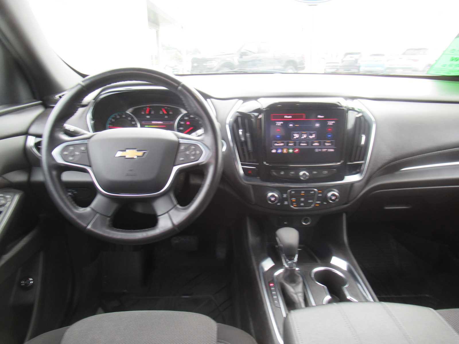 Used 2022 Chevrolet Traverse LT w/ LPO, Floor Liner Package AWD/4WD image 17