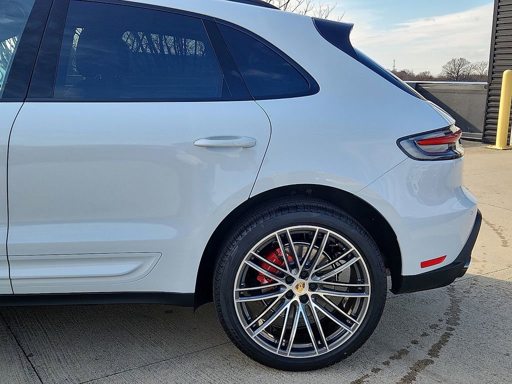 New 2026 Porsche Macan S image 7