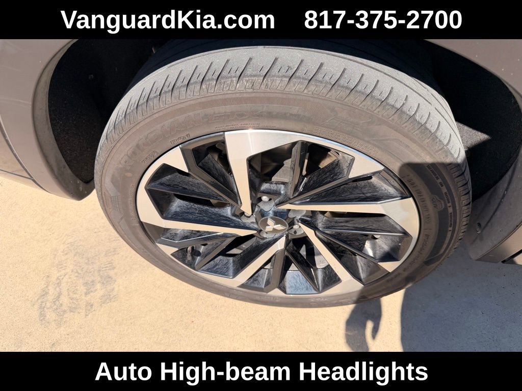 Used 2024 Mitsubishi Outlander SEL image 10