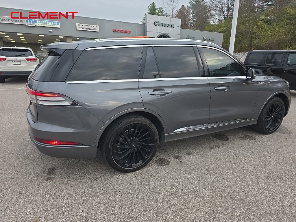 Used 2021 Lincoln Aviator Reserve w/ Equipment Group 208A image 12