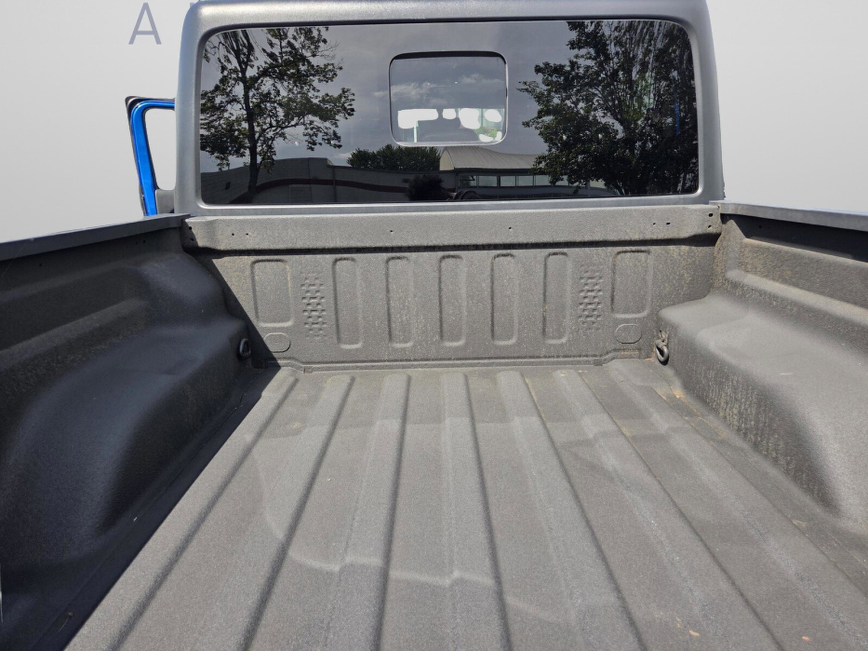 Used 2020 Jeep Gladiator Rubicon AWD/4WD image 11
