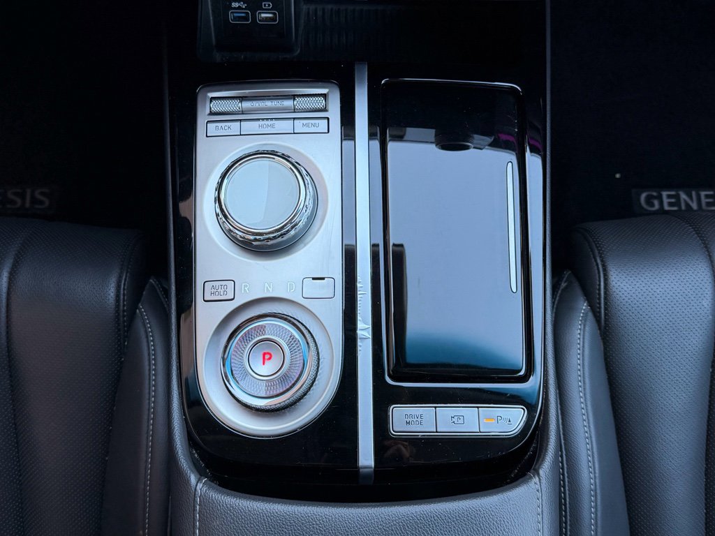 Used 2023 Genesis G80 2.5T image 14