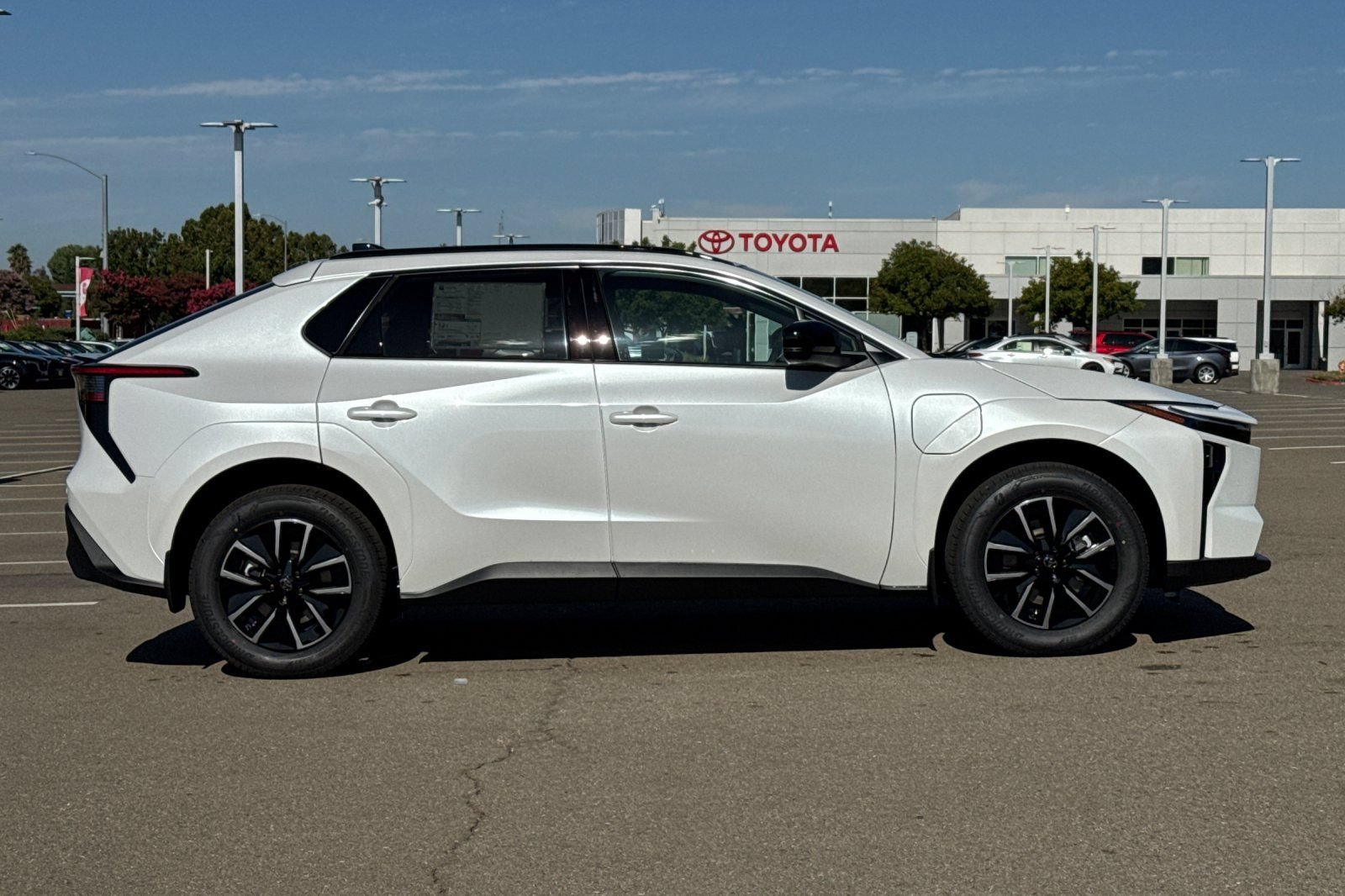 New 2026 Toyota bZ FWD image 3
