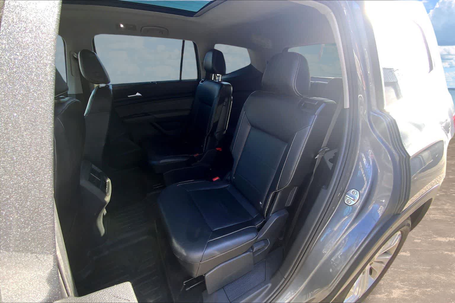 Used 2022 Volkswagen Atlas SE AWD/4WD image 29