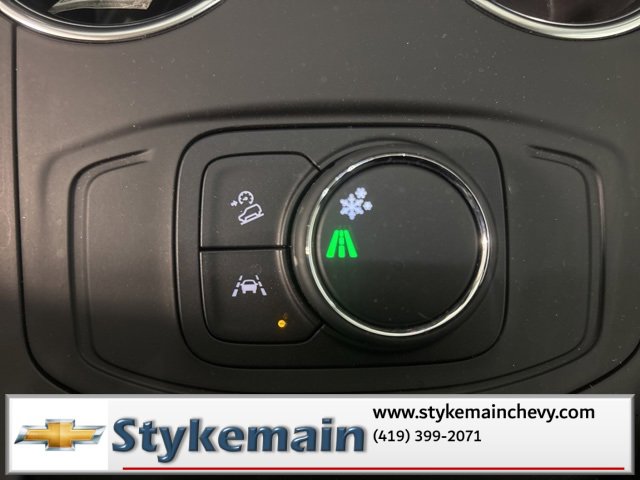 Used 2022 GMC Terrain SLE image 28