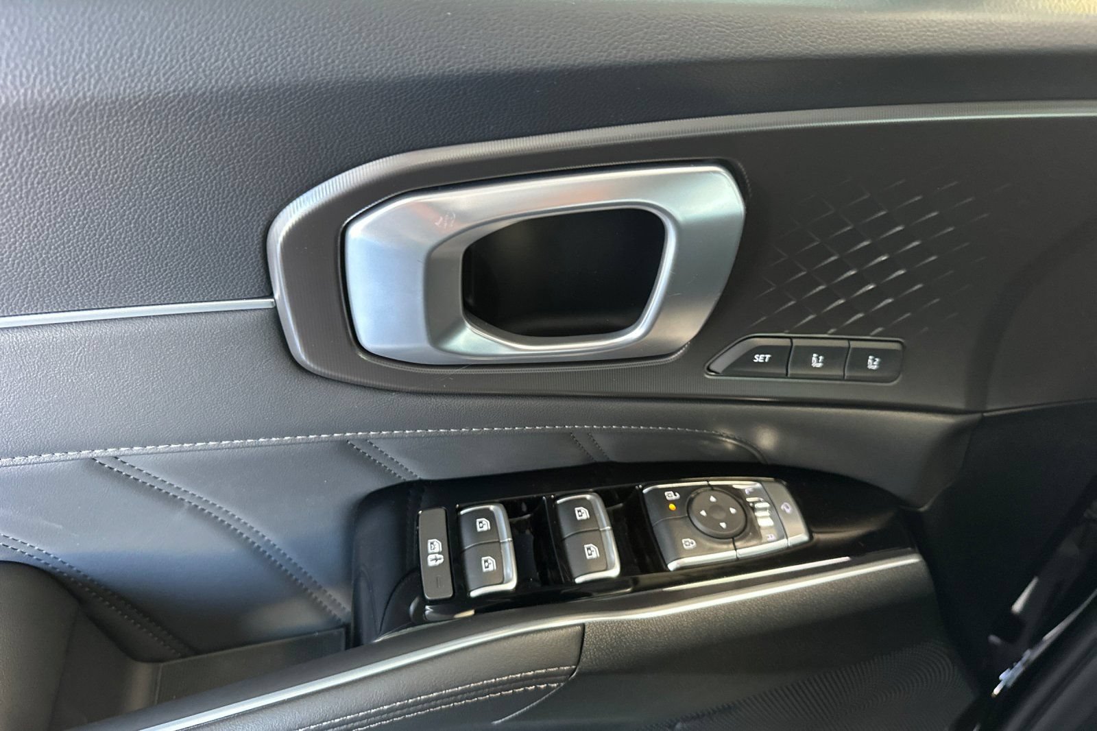 New 2026 Kia Sorento SX Prestige AWD/4WD image 11
