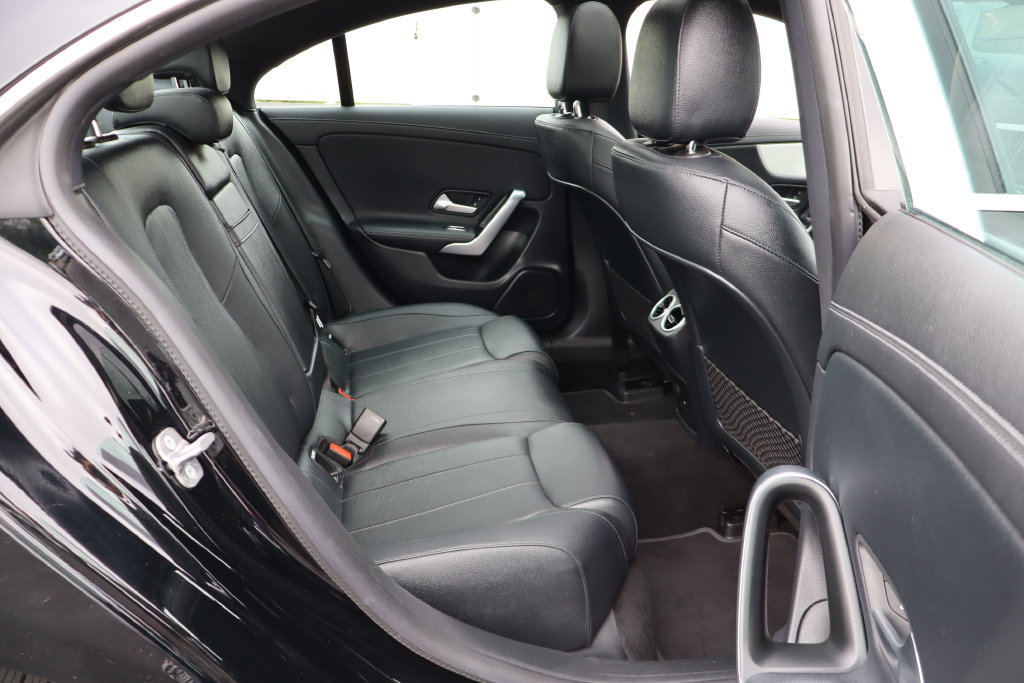 Used 2025 Mercedes-Benz CLA 250 4MATIC image 29
