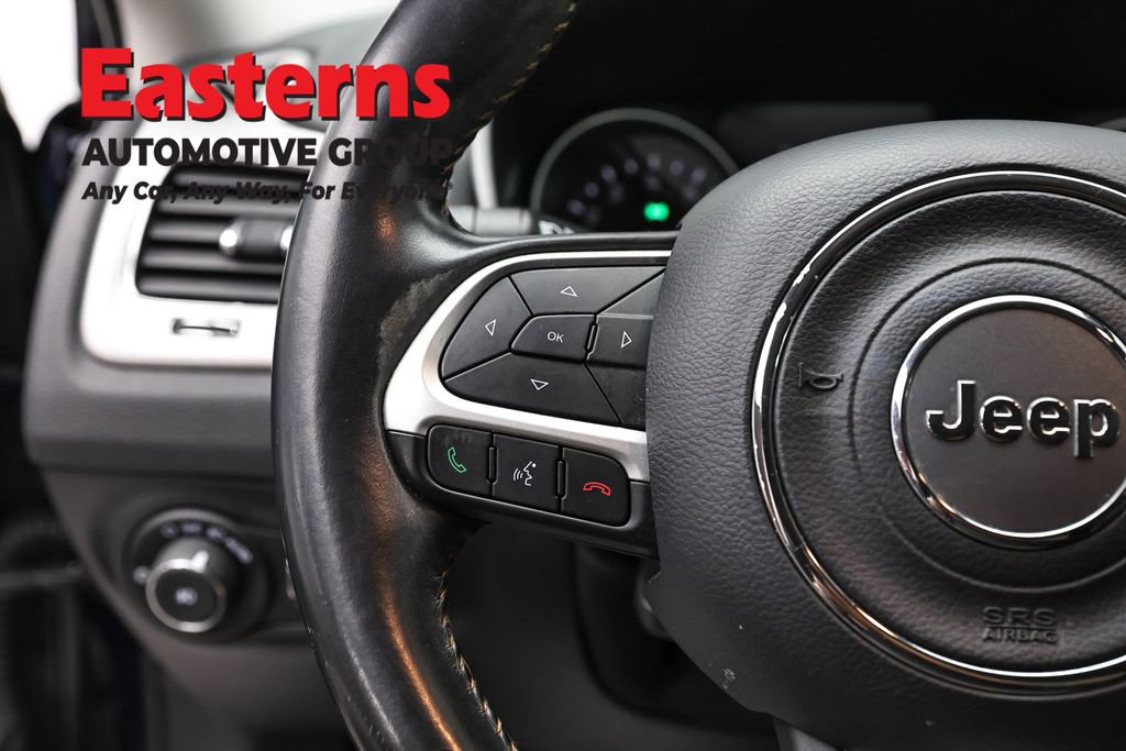 Used 2019 Jeep Compass Latitude FWD image 15