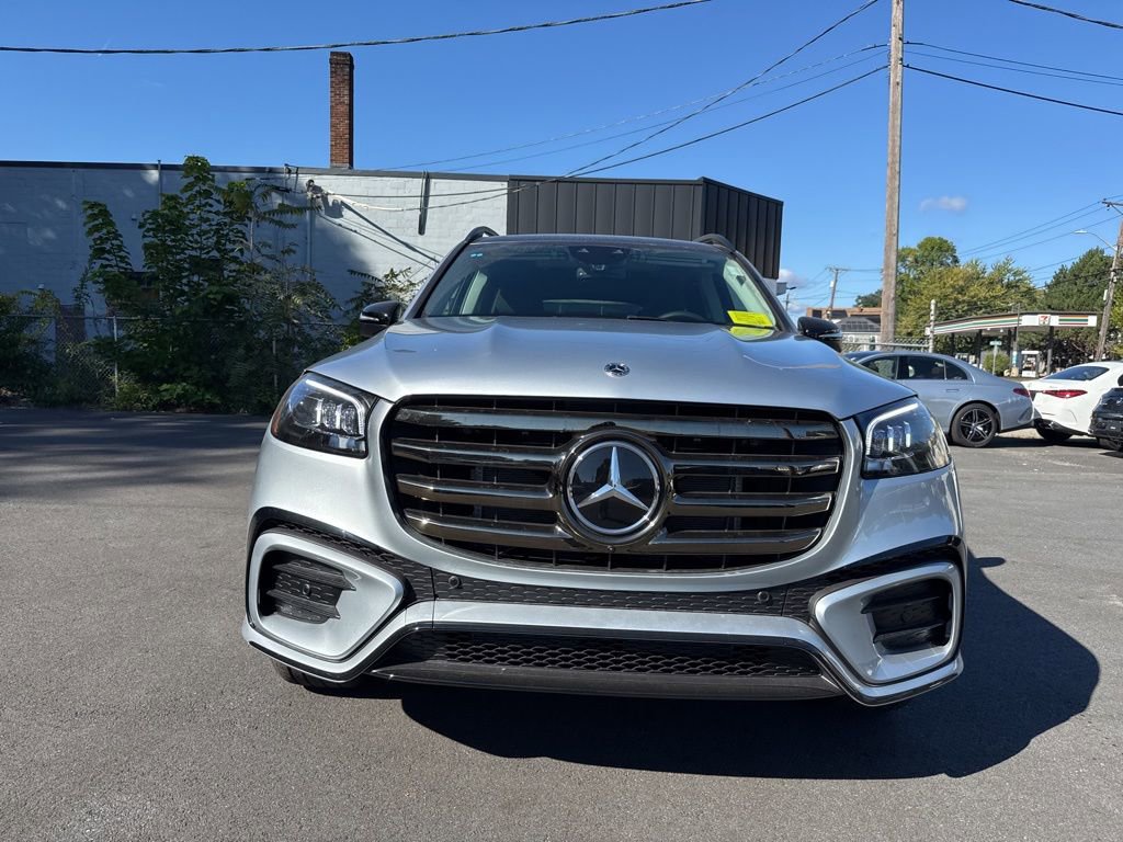 New 2026 Mercedes-Benz GLS 450 4MATIC image 2