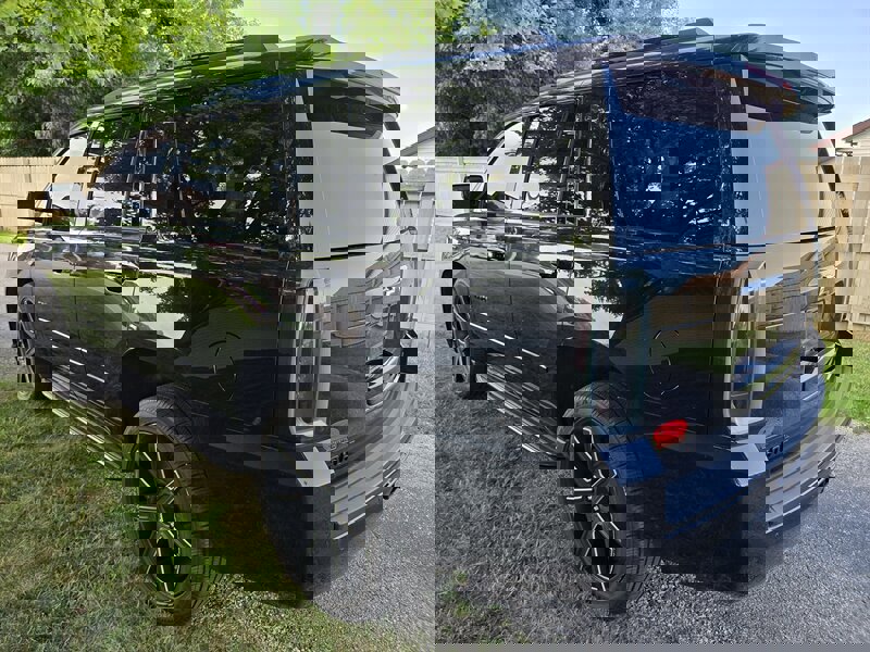 Used 2018 Chevrolet Tahoe Premier w/ RST 6.2L Performance Edition image 5