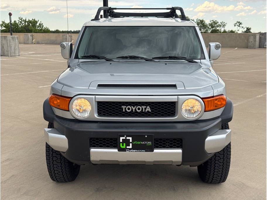 Used 2007 Toyota FJ Cruiser 4WD image 2