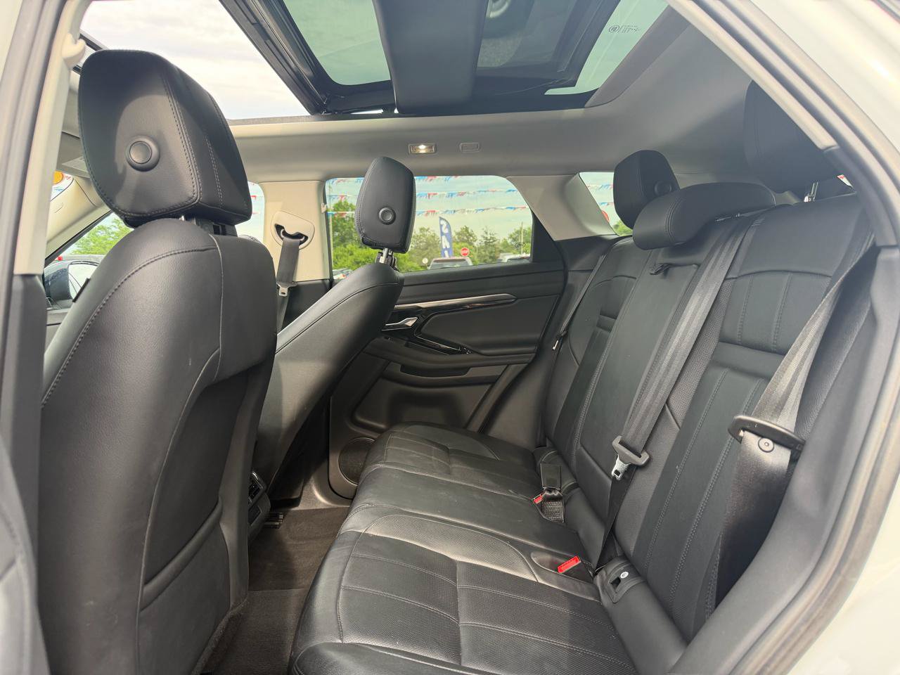 Used 2021 Land Rover Range Rover Evoque S AWD/4WD image 21