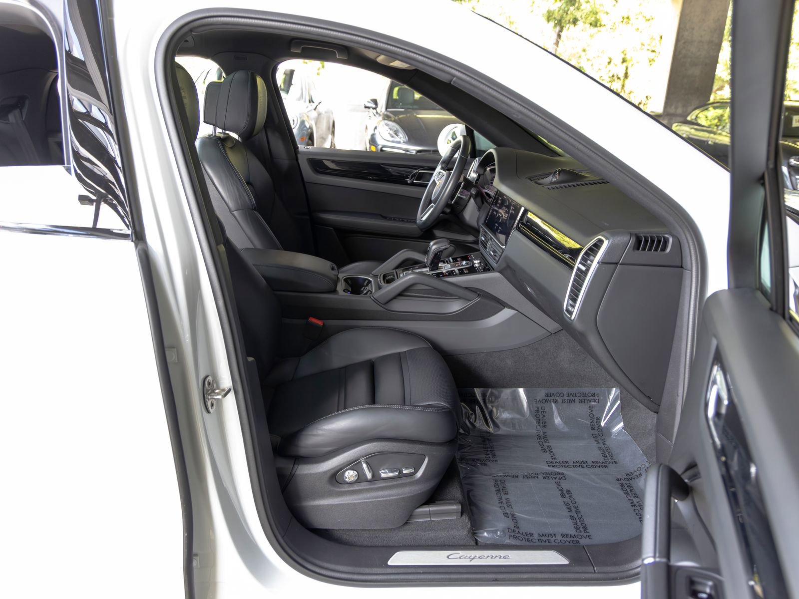 Certified 2021 Porsche Cayenne Coupe image 55