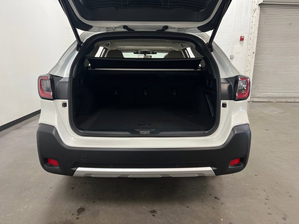 Certified 2025 Subaru Outback Limited image 25
