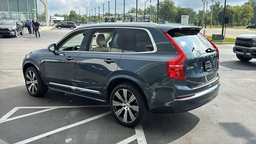 Used 2024 Volvo XC90 B5 Plus w/ Protection Package Premier AWD/4WD image 4