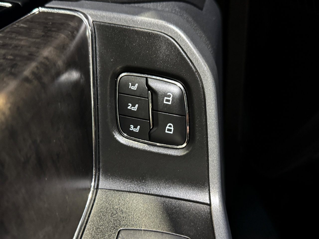 Used 2023 Ford F250 Lariat w/ Lariat Ultimate Package image 33