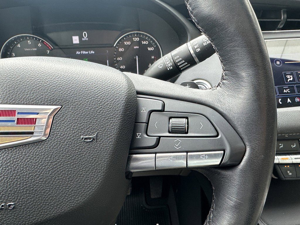 Certified 2023 Cadillac XT4 Luxury w/ Cold Weather Package image 22