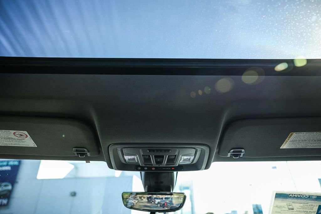 Used 2022 GMC Sierra 3500 Denali w/ Denali Ultimate Package image 26