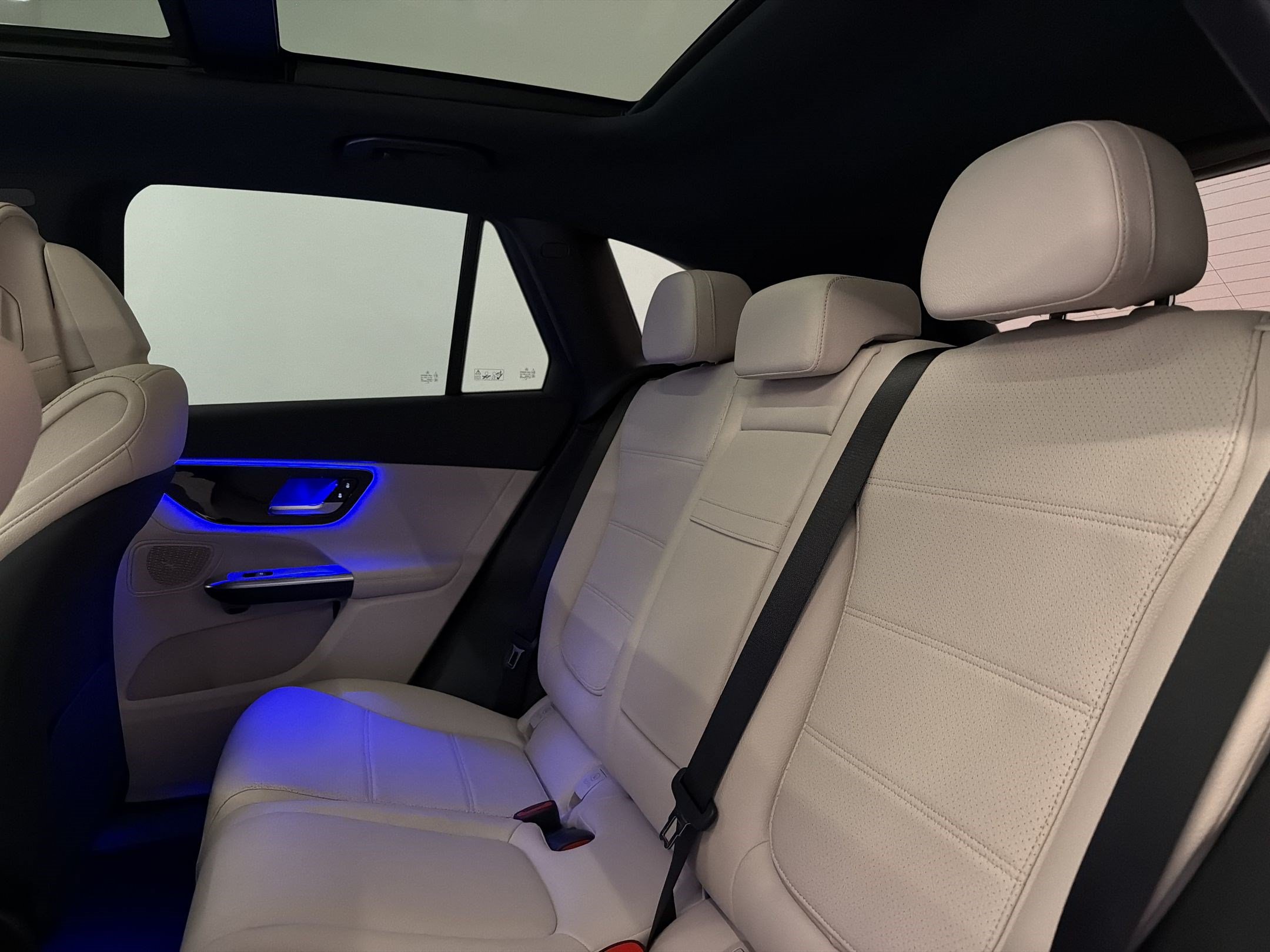 Certified 2026 Mercedes-Benz GLC 300 image 27