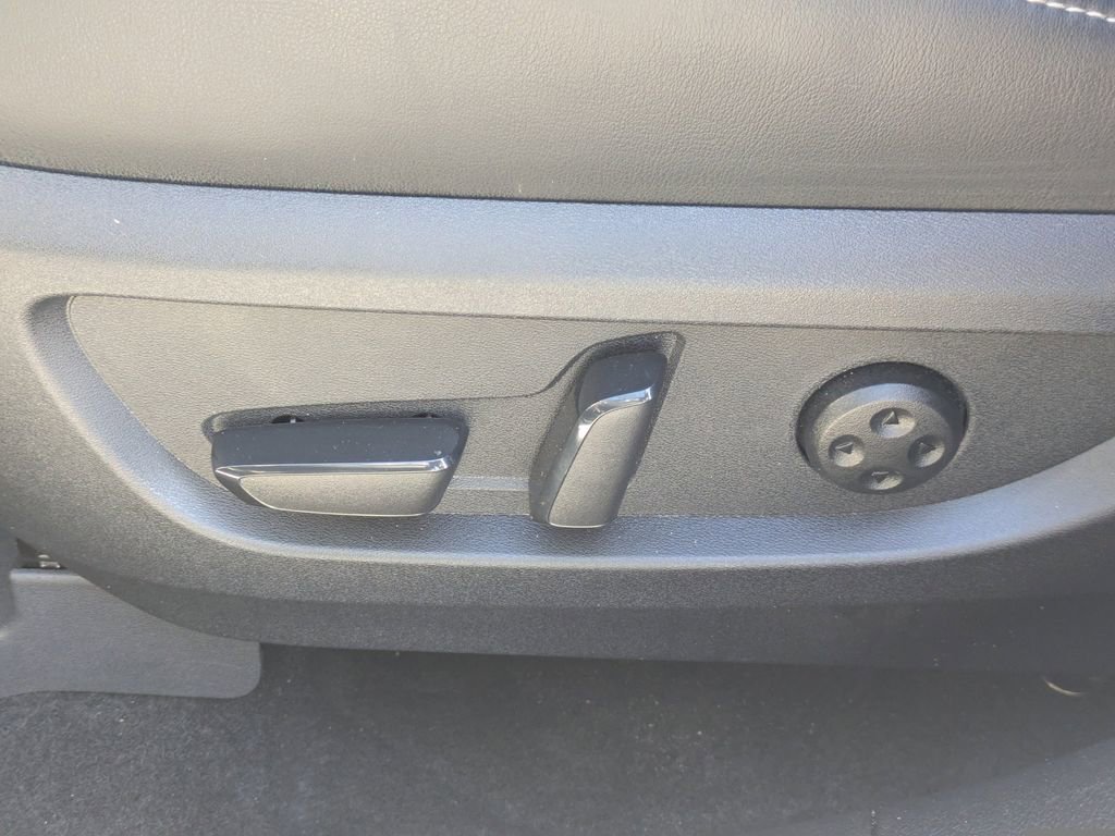 Certified 2025 INFINITI QX55 Essential image 20