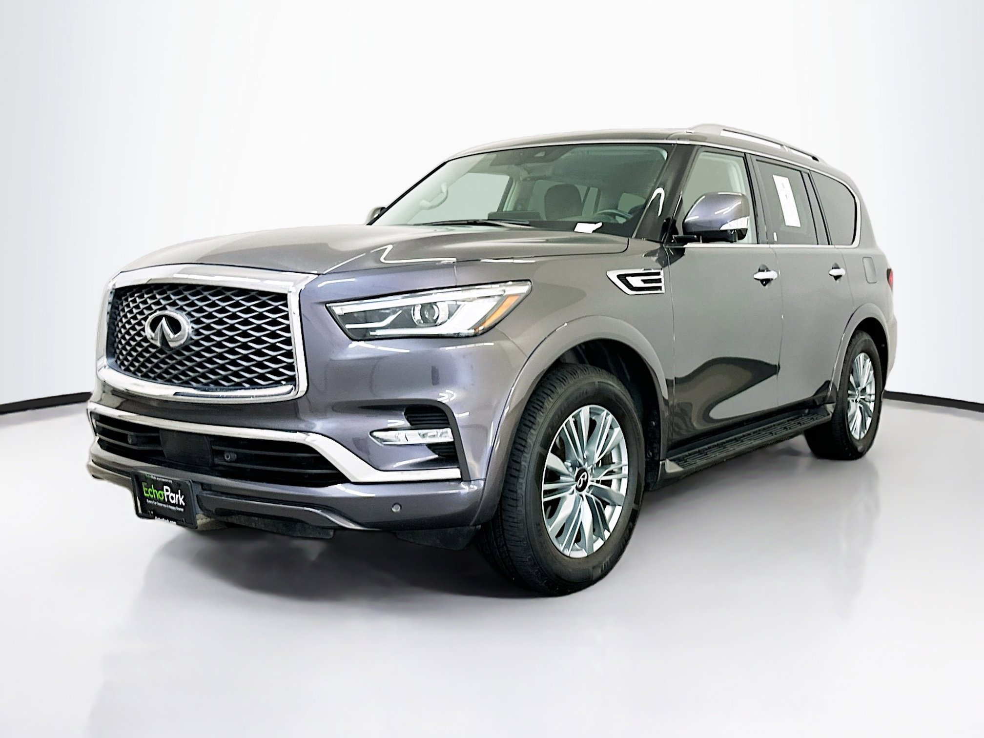 Used 2024 INFINITI QX80 Luxe image 3