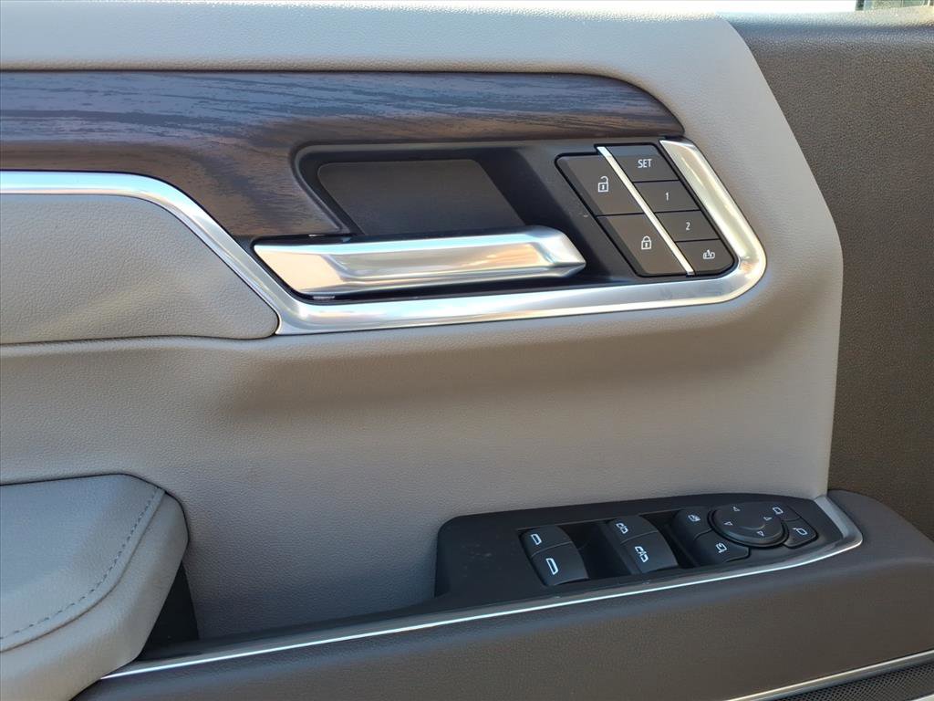 New 2026 GMC Sierra 1500 SLT w/ SLT Premium Plus Package image 8