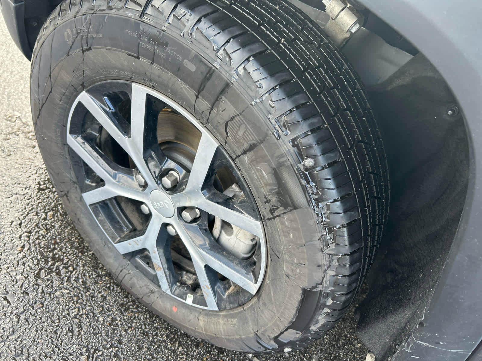 Used 2025 Jeep Grand Cherokee Limited w/ Trailer Tow Package image 16