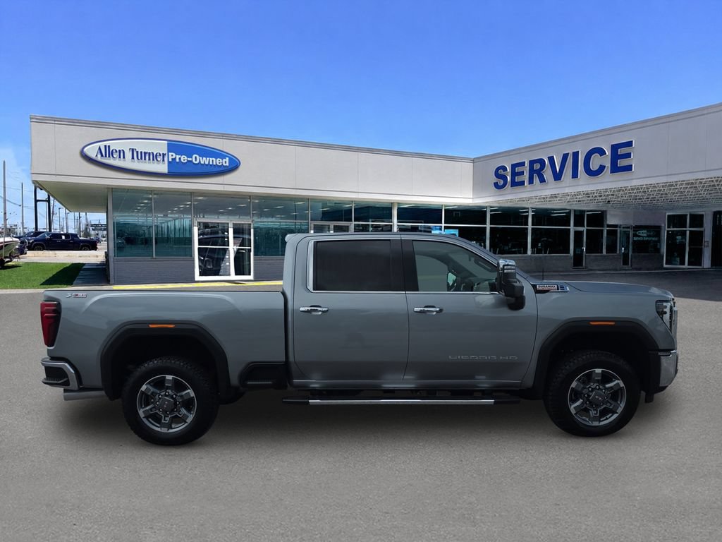 Used 2025 GMC Sierra 2500 SLT w/ SLT Premium Package AWD/4WD image 9