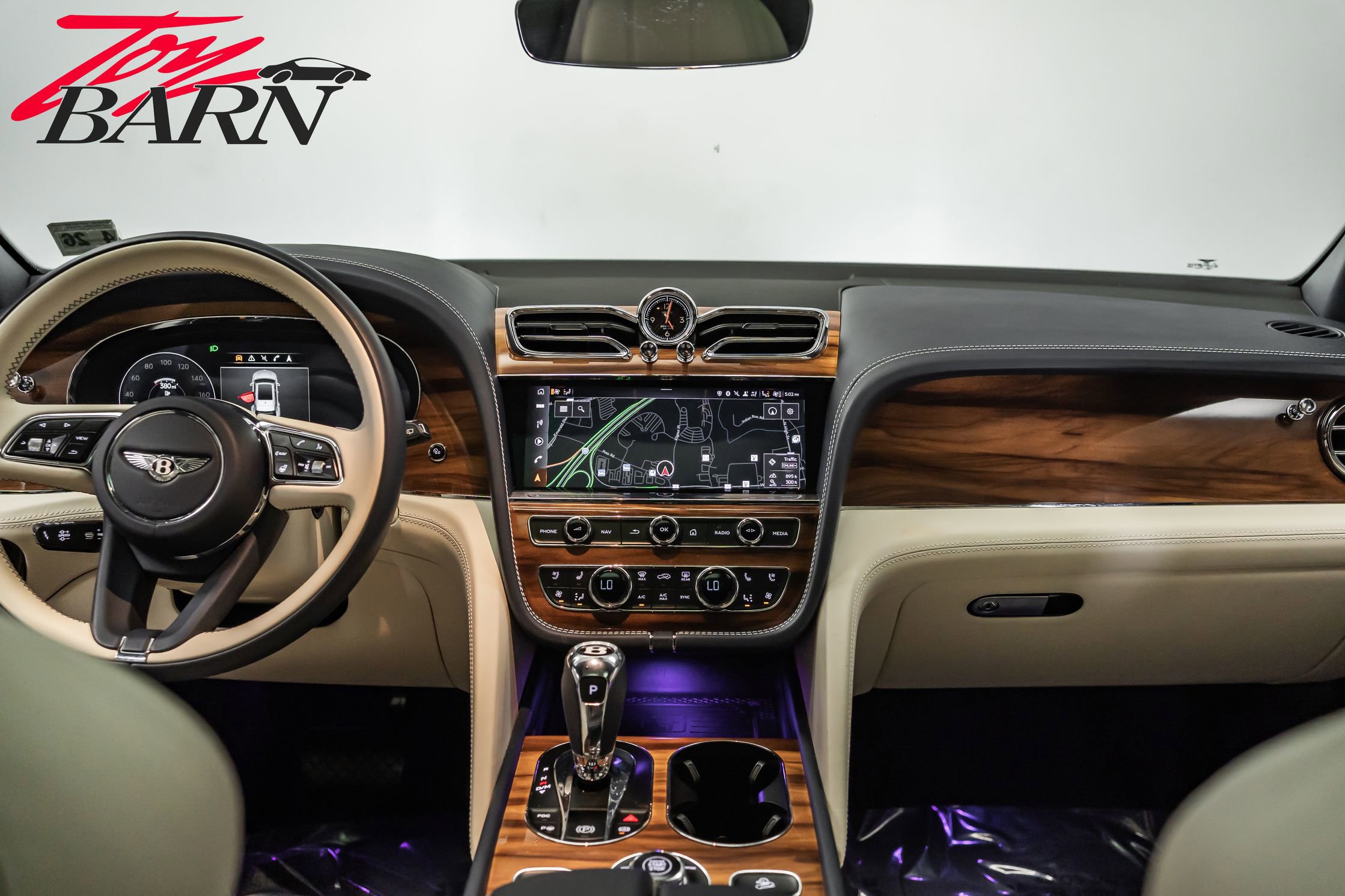 Used 2021 Bentley Bentayga image 52