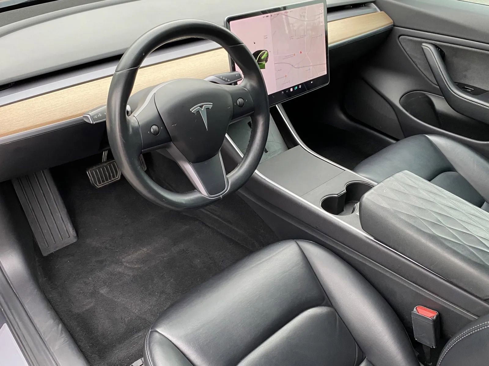Used 2019 Tesla Model 3 Standard Range Plus image 10