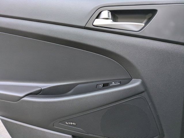 Used 2019 Hyundai Tucson Ultimate w/ Cargo Package image 24