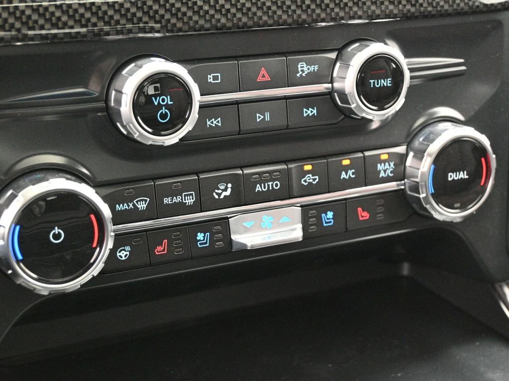 New 2025 Ford F150 Lariat w/ Equipment Group 502A High image 14