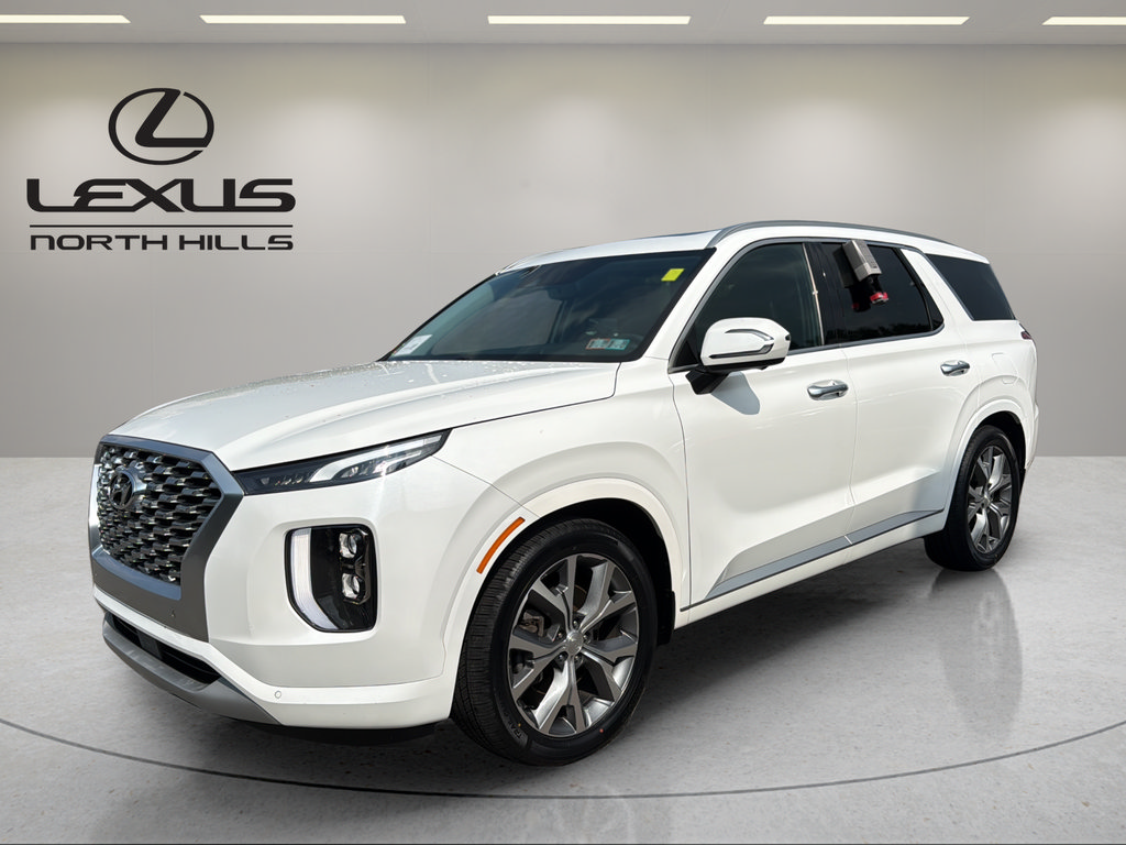 Used 2022 Hyundai Palisade Limited w/ Winter Package