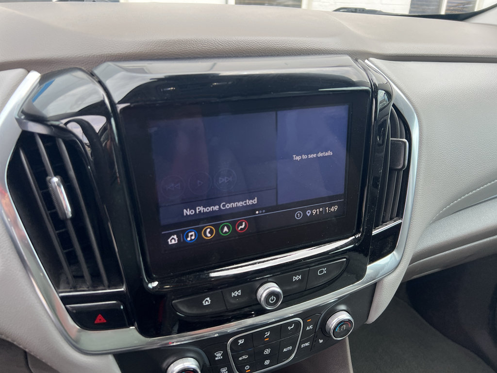 Used 2020 Chevrolet Traverse LT w/ LT Premium Package AWD/4WD image 16